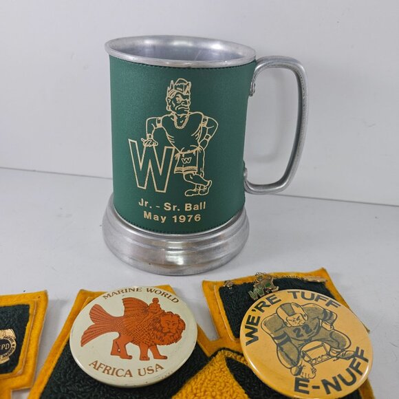 Vintage Warriors Spirit Memorabilia Lot Buttons Ribbons Pennant Mug & Tassel - Picture 7 of 13